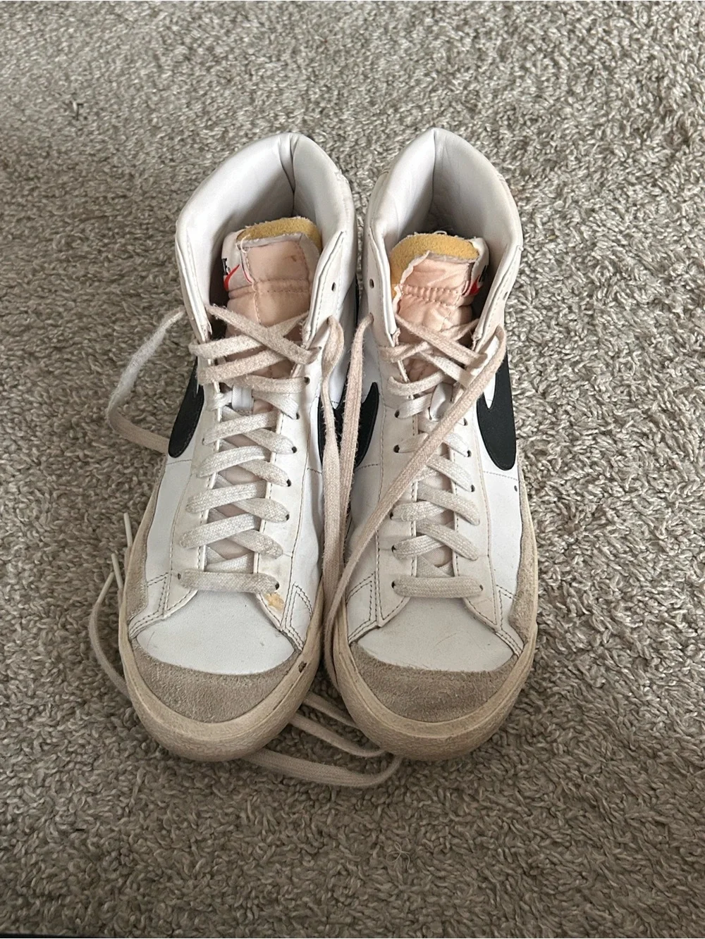 nike women’s blazer mid 77 high top sneakers